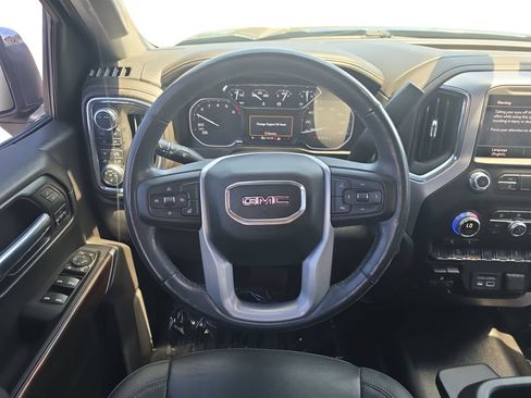 Used 2021 GMC Sierra 1500 SLT w/ X31 Off-Road Package AWD/4WD image 15