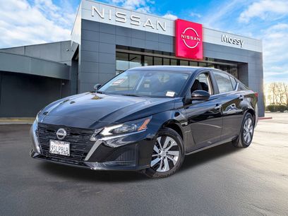 Certified 2025 Nissan Altima 2.5 S