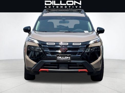 Used 2025 Nissan Rogue SV w/ Rock Creek Premium Package AWD/4WD image 9