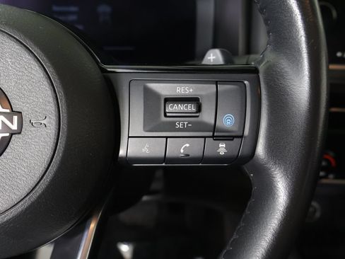 Used 2023 Nissan Rogue Platinum AWD/4WD image 44