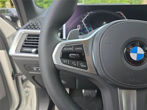 New 2026 BMW X5 xDrive40i w/ M Sport Package AWD/4WD image 33