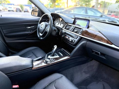 Used 2014 BMW 335i xDrive Sedan AWD/4WD image 12