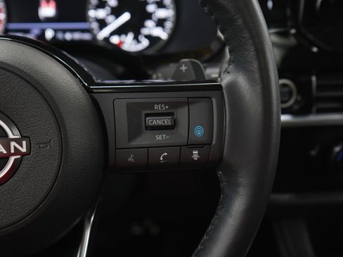 Used 2023 Nissan Pathfinder SL w/ SL Premium Package AWD/4WD image 28