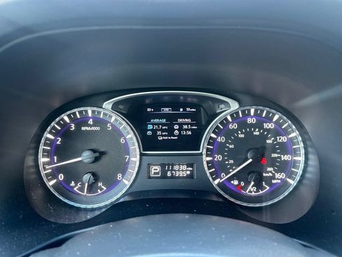 Used 2020 Jeep Grand Cherokee Altitude AWD/4WD image 27