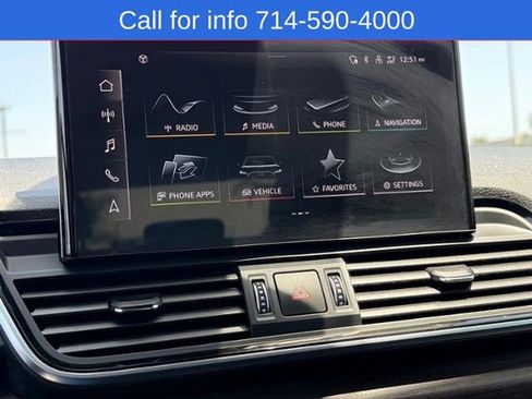 Used 2023 Audi Q5 2.0T Premium w/ Convenience Package AWD/4WD image 23