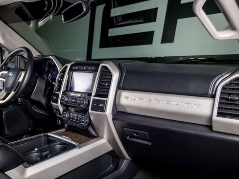 Used 2020 Ford F350 Lariat w/ Lariat Ultimate Package image 23