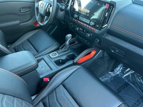 New 2026 Nissan Frontier PRO-4X w/ Pro Premium Package AWD/4WD image 18