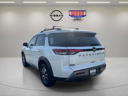 New 2026 Nissan Pathfinder SL image 5