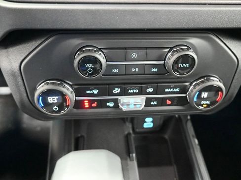 New 2025 Ford Bronco Big Bend image 3