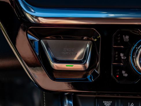 Used 2026 GMC Sierra 3500 Denali Ultimate image 23