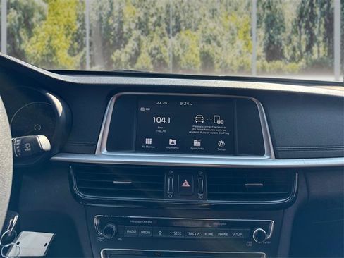 Used 2019 Kia Optima LX FWD image 16