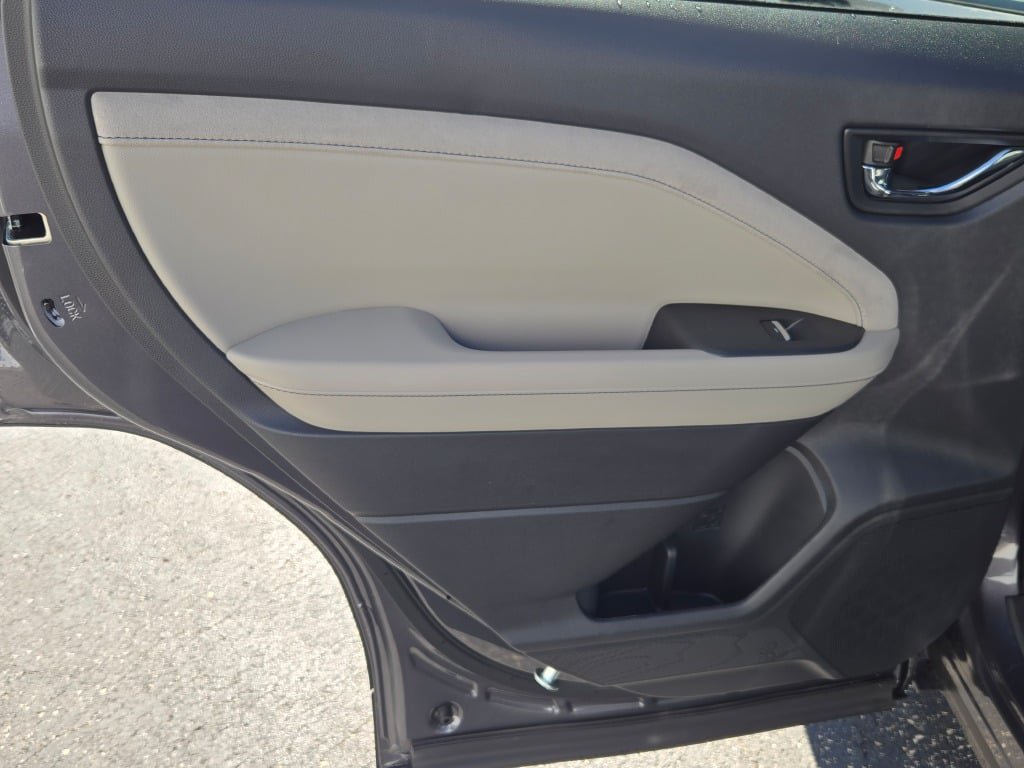 New 2026 Subaru Forester Limited AWD/4WD image 23