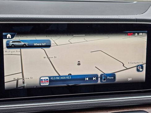 New 2026 Mercedes-Benz GLS 450 4MATIC image 16