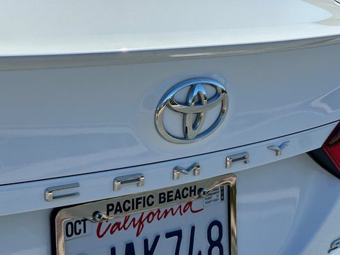 Used 2024 Toyota Camry SE FWD image 25
