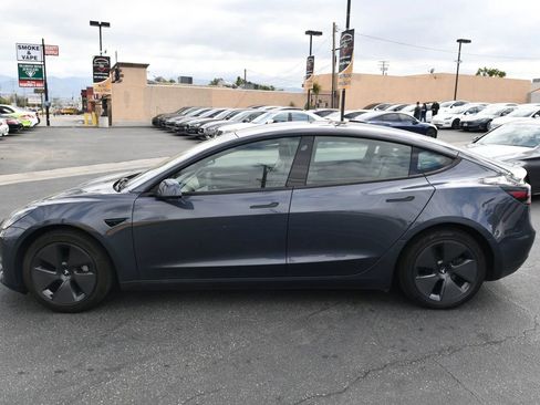 Used 2023 Tesla Model 3 Standard Range RWD image 4