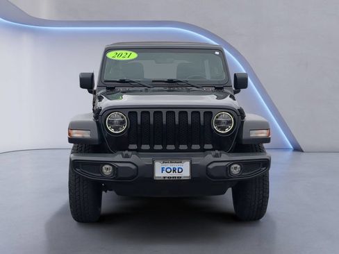 Used 2021 Jeep Wrangler Unlimited Sport AWD/4WD image 9