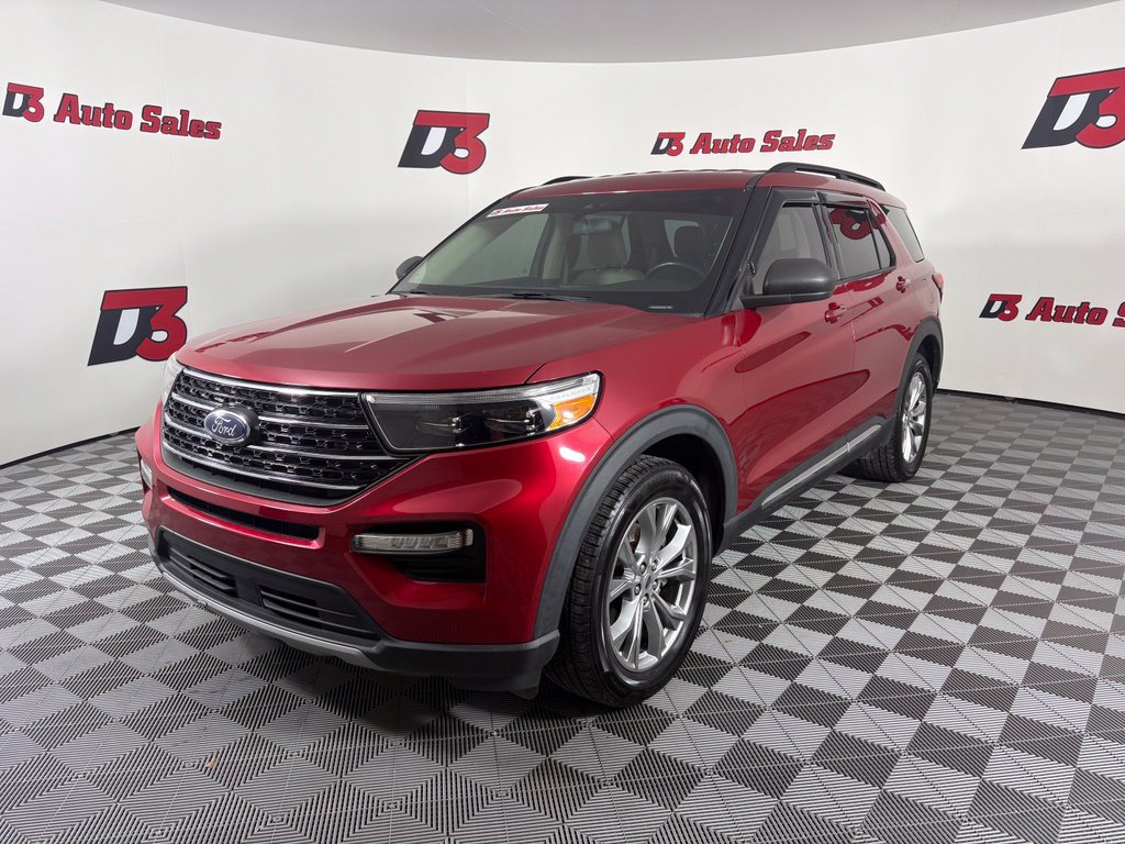 Used 2020 Ford Explorer XLT w/ Equipment Group 202A AWD/4WD image 2