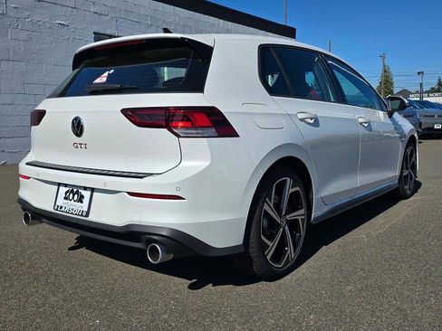 New 2025 Volkswagen GTI SE image 4