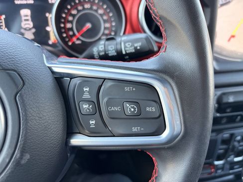 Used 2021 Jeep Wrangler Unlimited Rubicon AWD/4WD image 27