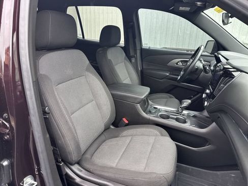 Used 2023 Chevrolet Traverse LT AWD/4WD image 27