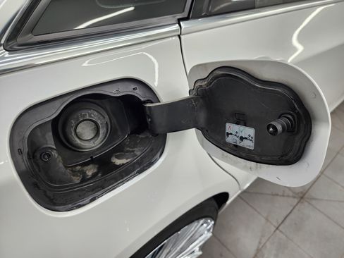 Used 2017 Cadillac CT6 Luxury image 28