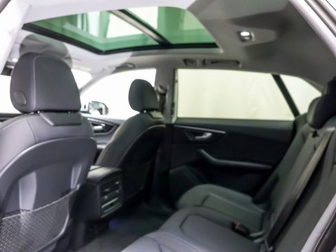 Used 2023 Audi Q8 Premium w/ Convenience Package image 12