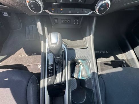 Used 2024 Nissan Sentra SV FWD image 16