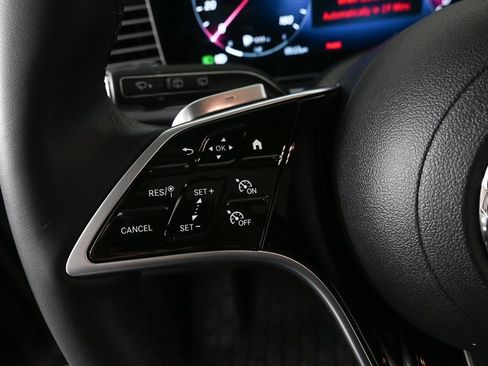 Certified 2025 Mercedes-Benz GLE 350 4MATIC image 10