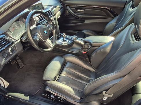 Used 2015 BMW M4 Convertible RWD image 13