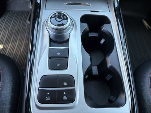 Used 2022 Ford Explorer ST-Line w/ Class IV Trailer Tow Package image 11