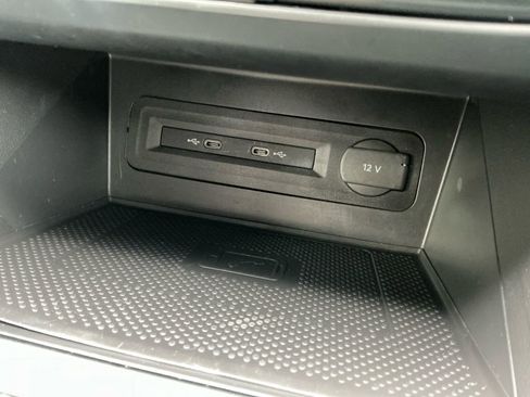 Used 2021 Volkswagen Atlas SE w/ Towing Package image 18