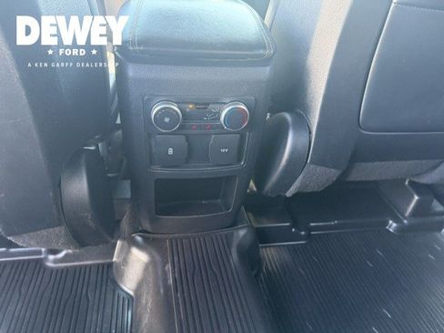 Used 2020 Ford Explorer XLT w/ Equipment Group 202A AWD/4WD image 29