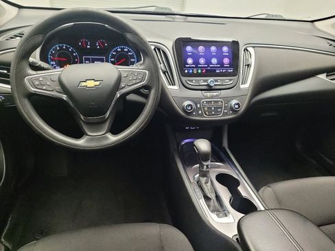 Used 2022 Chevrolet Malibu LT FWD image 22