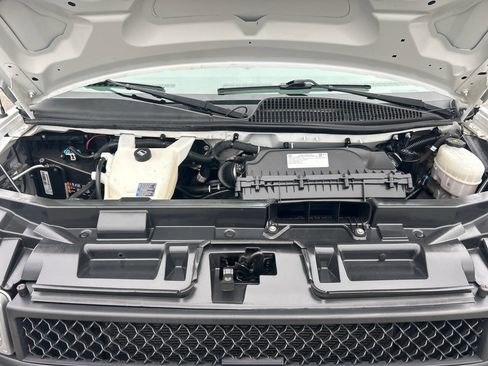 Used 2020 Chevrolet Express 2500 w/ Driver Convenience Package image 16