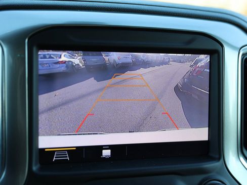 Used 2019 Chevrolet Silverado 1500 RST image 33