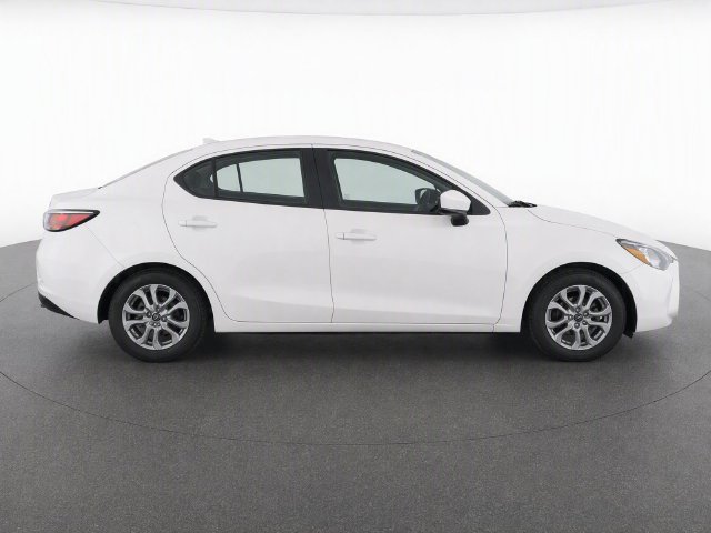 Used 2017 Toyota Yaris iA FWD image 8