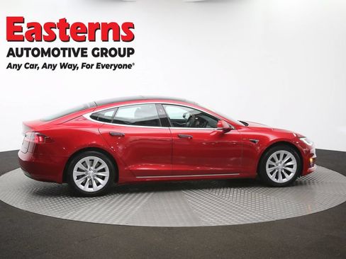 Used 2018 Tesla Model S 100D AWD/4WD image 38