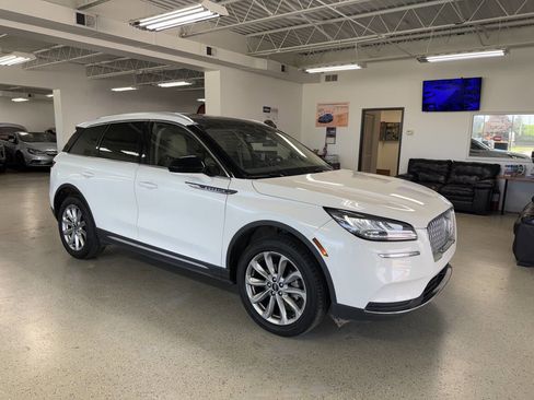 Used 2022 Lincoln Corsair AWD w/ Premium Package image 1