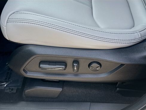 Certified 2024 Honda Pilot EX-L image 17