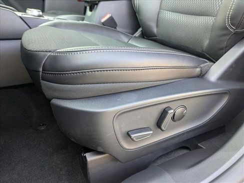 New 2025 Ford Escape SE image 4