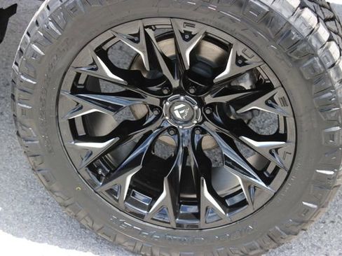 Used 2026 Chevrolet Silverado 1500 RST w/ Convenience Package II AWD/4WD image 16
