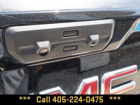 Used 2025 GMC Sierra 1500 Denali w/ Denali Reserve Package AWD/4WD image 16