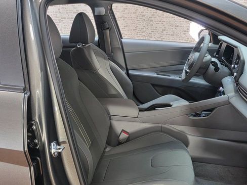 New 2026 Hyundai Elantra Sport image 11