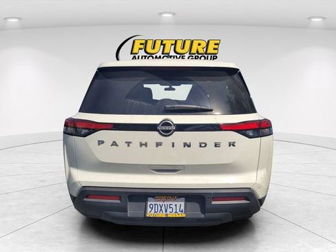 Certified 2023 Nissan Pathfinder S image 4