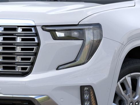 New 2026 GMC Acadia Denali w/ Super Cruise Package FWD image 10