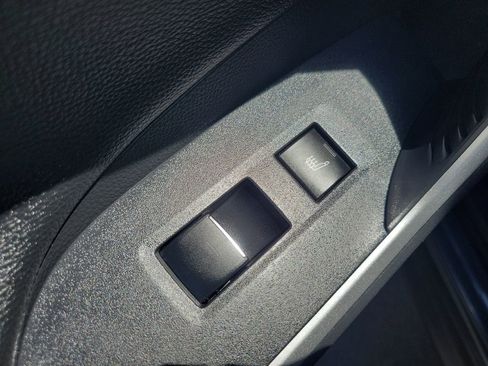 Used 2022 Toyota RAV4 XSE w/ Weather Package image 17