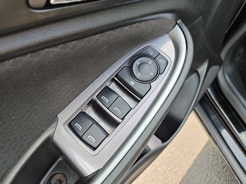 Used 2023 Chevrolet Malibu RS w/ Driver Confidence Package FWD image 11