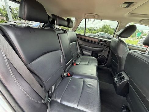 Used 2018 Subaru Outback 2.5i Limited w/ Protection Package #1 AWD/4WD image 17