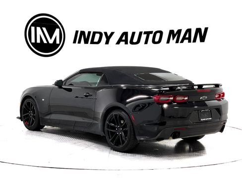 Used 2019 Chevrolet Camaro LT RWD image 6