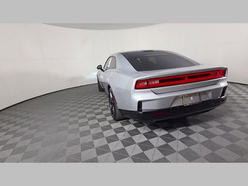 Used 2024 Dodge Charger Daytona R/T w/ Plus Group AWD/4WD image 45